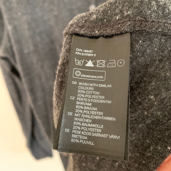 ** Sold ** H&M long sleeve shirt - Picture 3 of 4